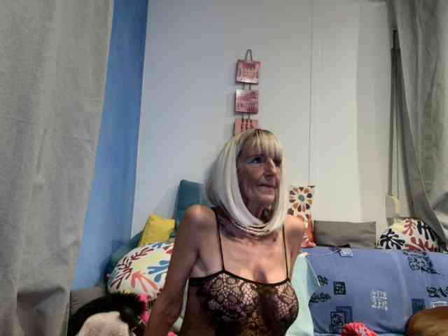 FRENCHLISA webcam