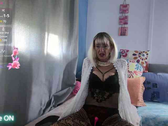 FRENCHLISA webcam