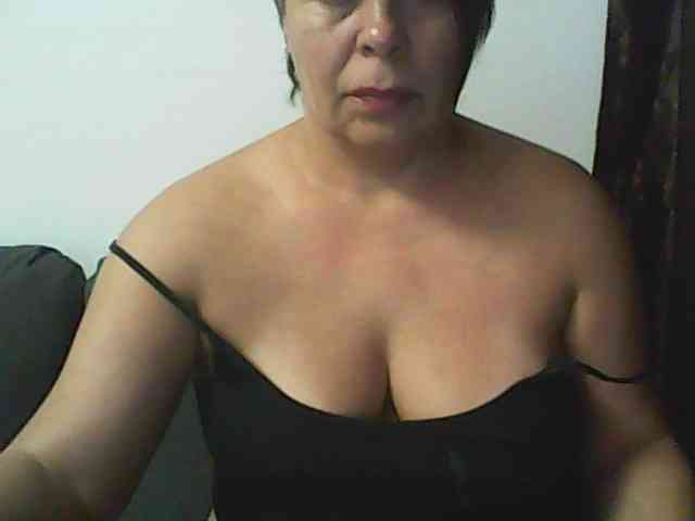 Tyara13 webcam