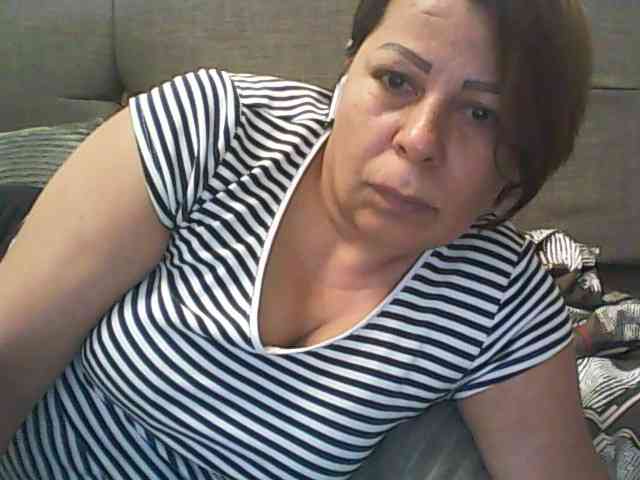 Tyara13 webcam