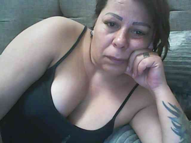 Tyara13 webcam
