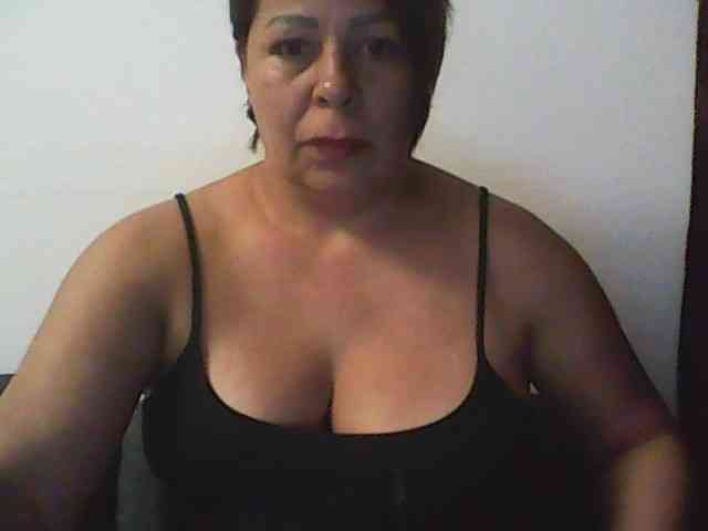 Tyara13 webcam