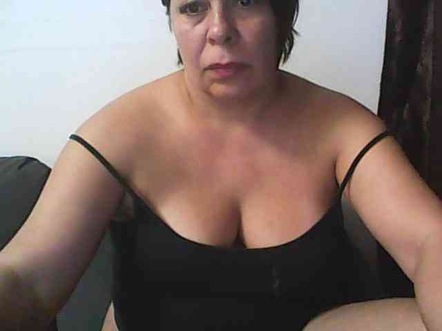 Tyara13 webcam