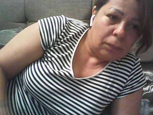 Tyara13 webcam