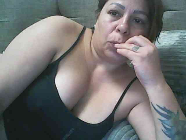 Tyara13 webcam