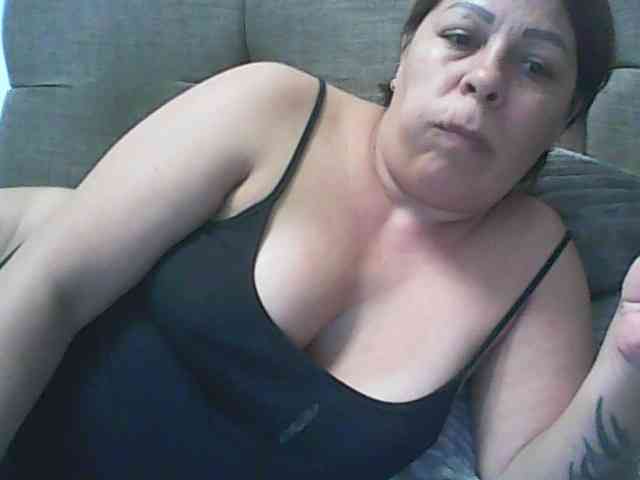 Tyara13 webcam