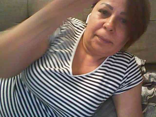 Tyara13 webcam