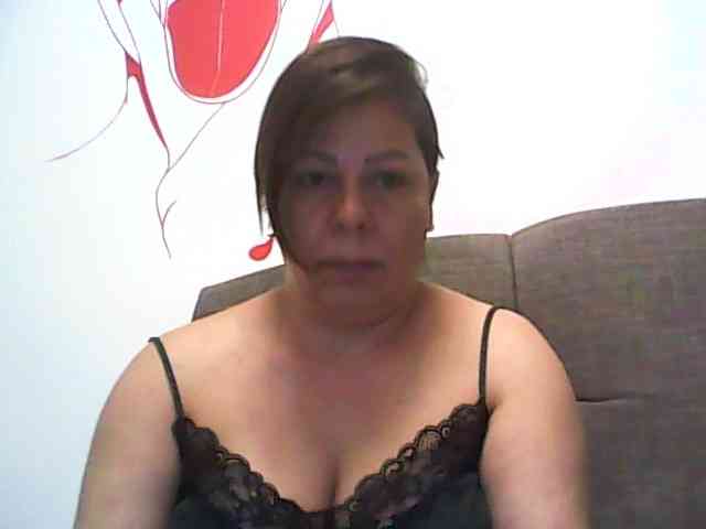 Tyara13 webcam