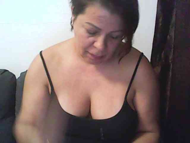 Tyara13 webcam