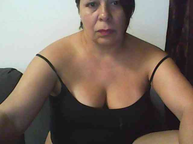 Tyara13 webcam