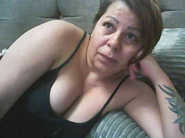 Tyara13 webcam