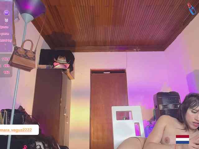 samaraveguz Live Webcam on BongaCams