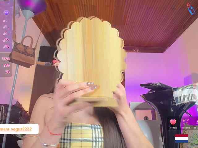 samaraveguz Live Webcam on BongaCams