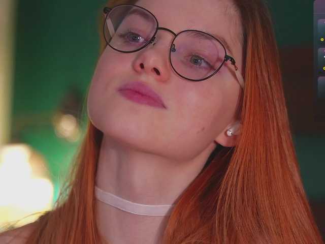 katy-ethereal live cam