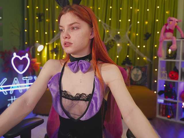 Join Katy-ethereal, she wants to masturbate for you katy-ethereal from BongaCams