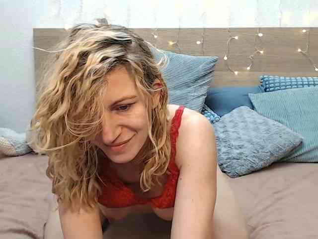 SopheyMoon webcam