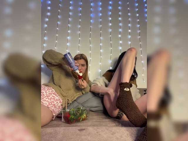 1NIGHT-'s BongaCams show and profile