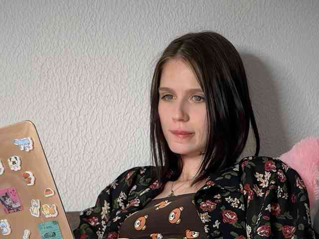 HeyZoe webcam