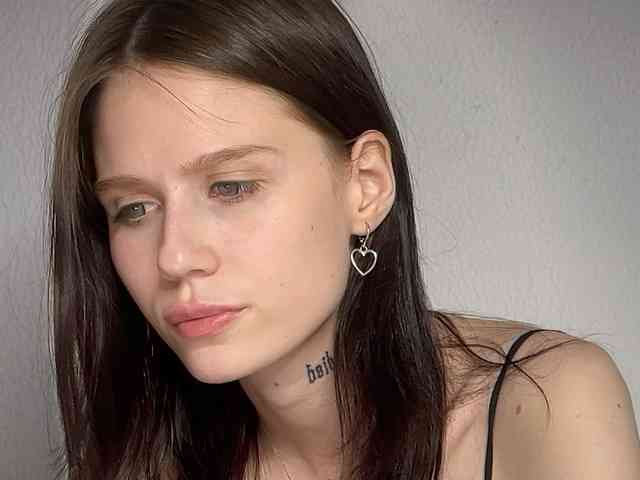 HeyZoe webcam