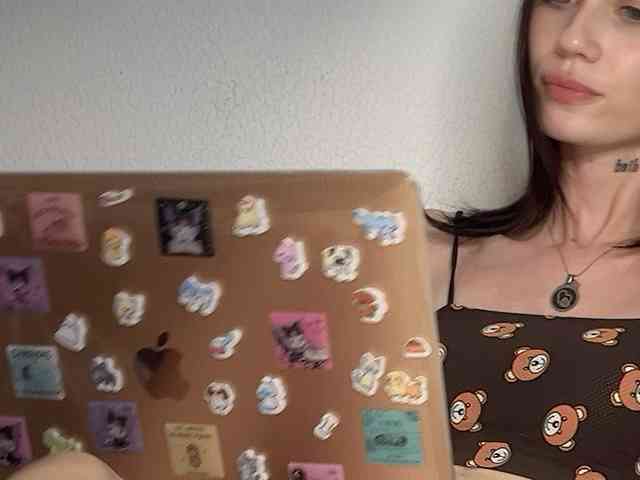 HeyZoe webcam