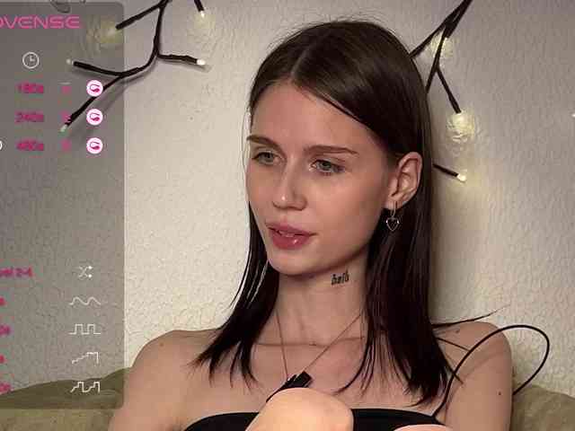 -Your-Zoe webcam