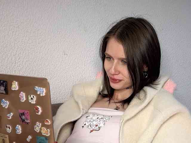 HeyZoe webcam