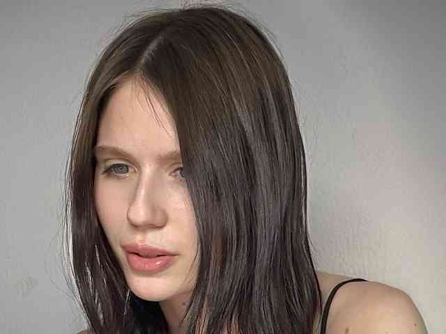 HeyZoe webcam