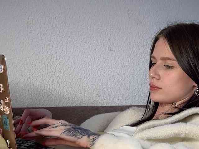 HeyZoe webcam