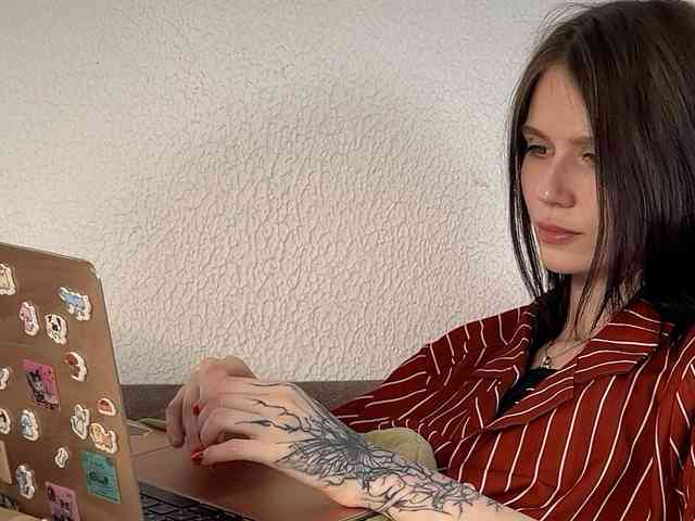 HeyZoe webcam