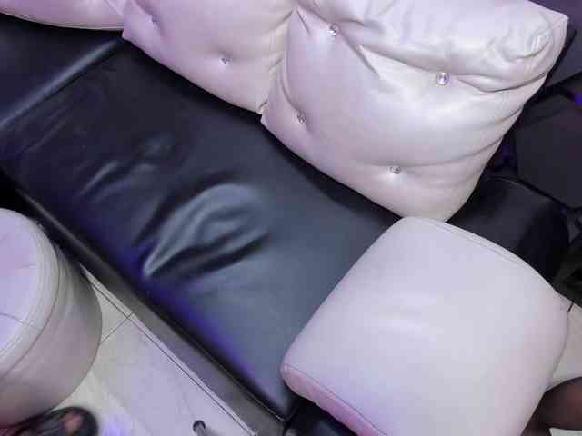 beautiful_skinny webcam