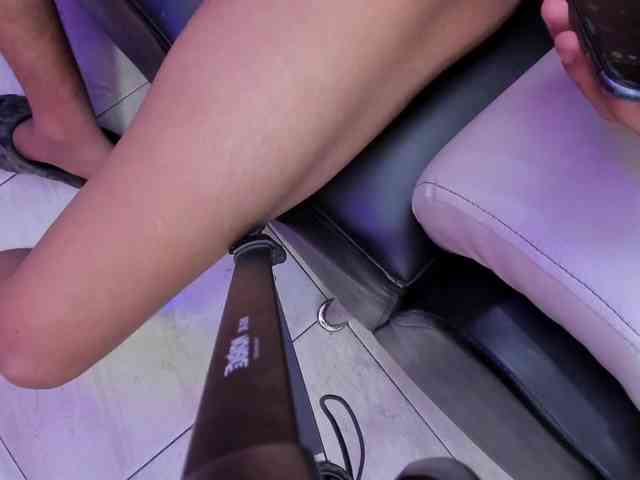 beautiful_skinny webcam