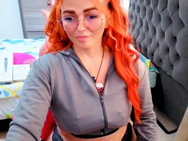 Alexatexass's BongaCams show and profile