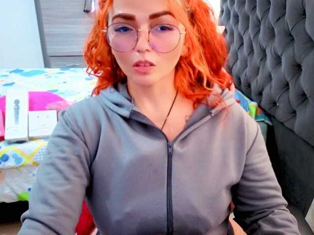 Alexatexass's BongaCams show and profile