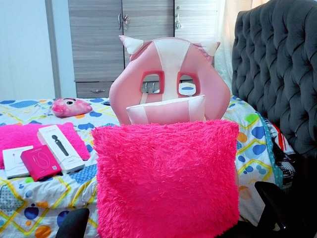 Alexatexass's BongaCams show and profile