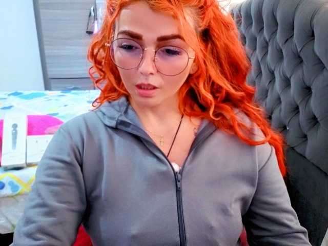 Alexatexass's BongaCams show and profile