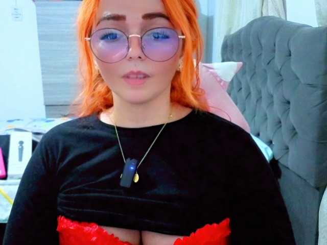 Alexatexass's BongaCams show and profile