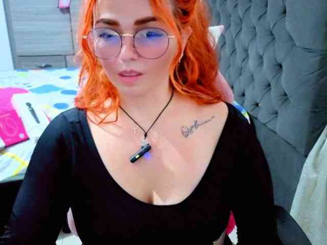 Alexatexass Live Webcam on BongaCams