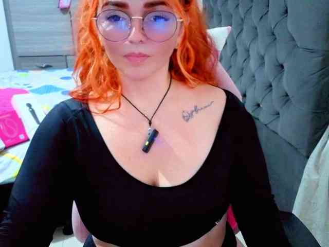 Alexatexass Live Webcam on BongaCams