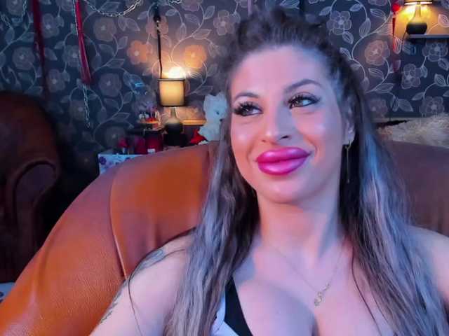 ammylocca123's BongaCams show and profile