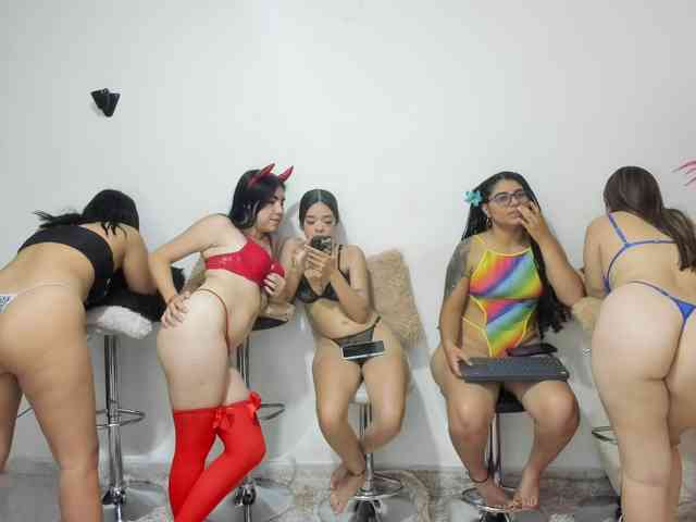 Fetish_girls_xxx webcam