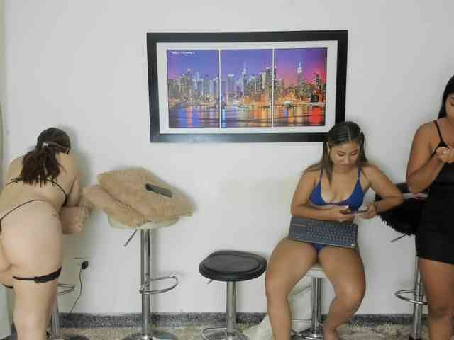 Fetish_girls_xxx webcam