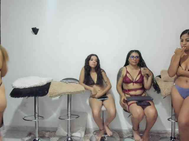 Fetish_girls_xxx webcam