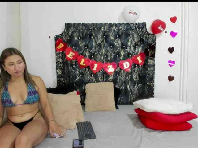 Fetish_girls_xxx webcam