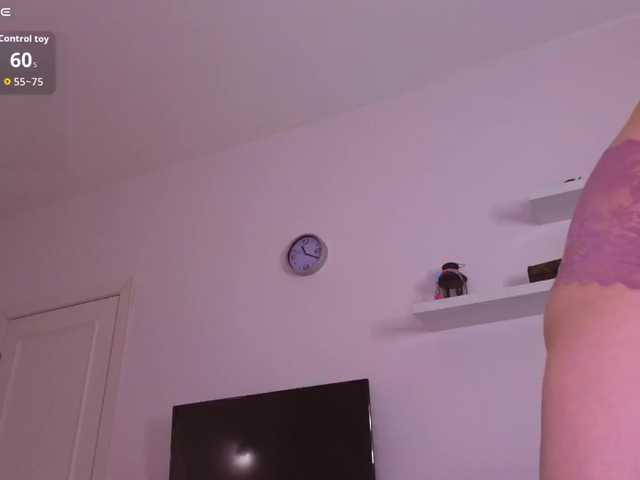 Alwaysfrida's BongaCams show and profile