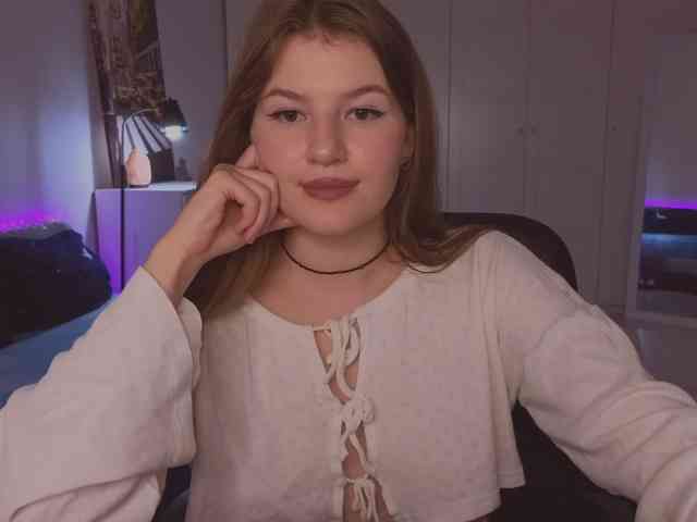 Alwaysfrida webcam
