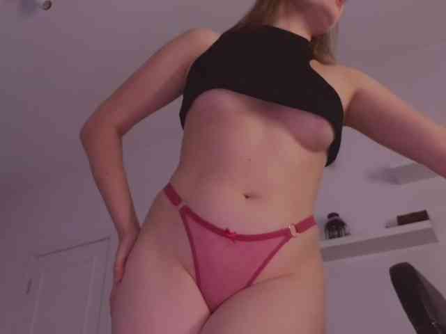 Alwaysfrida webcam