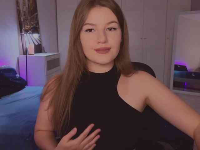 Alwaysfrida webcam