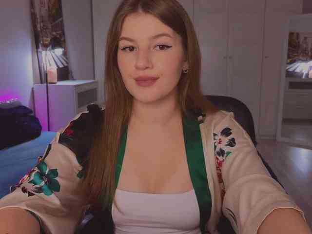 Alwaysfrida webcam