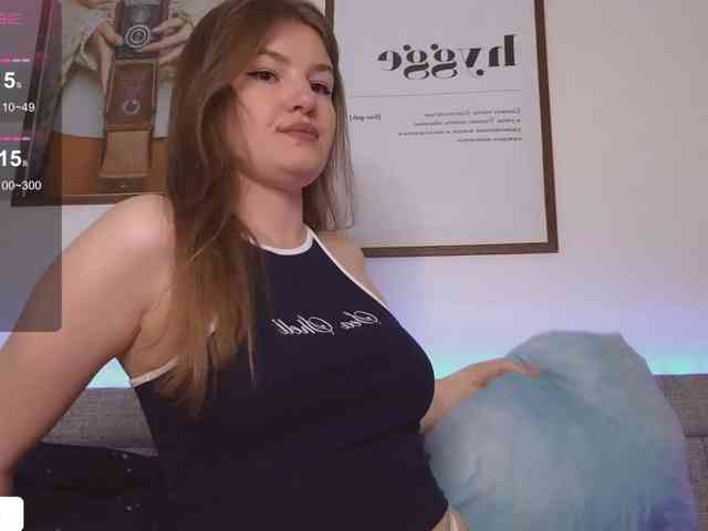 Alwaysfrida webcam