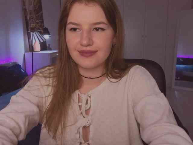 Alwaysfrida webcam